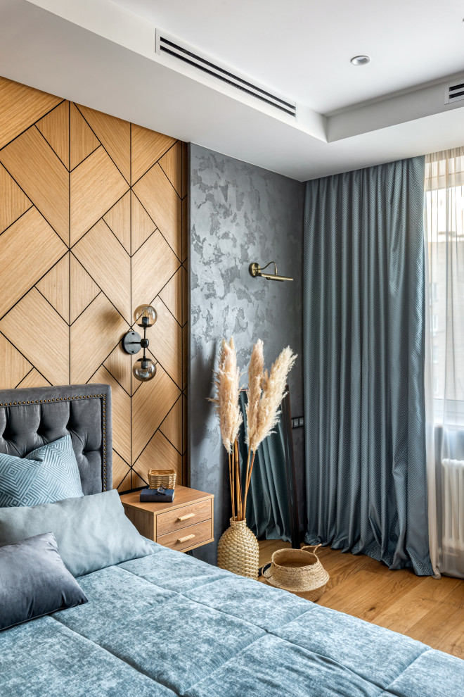 Трехкомнатная квартира в центре Москвы