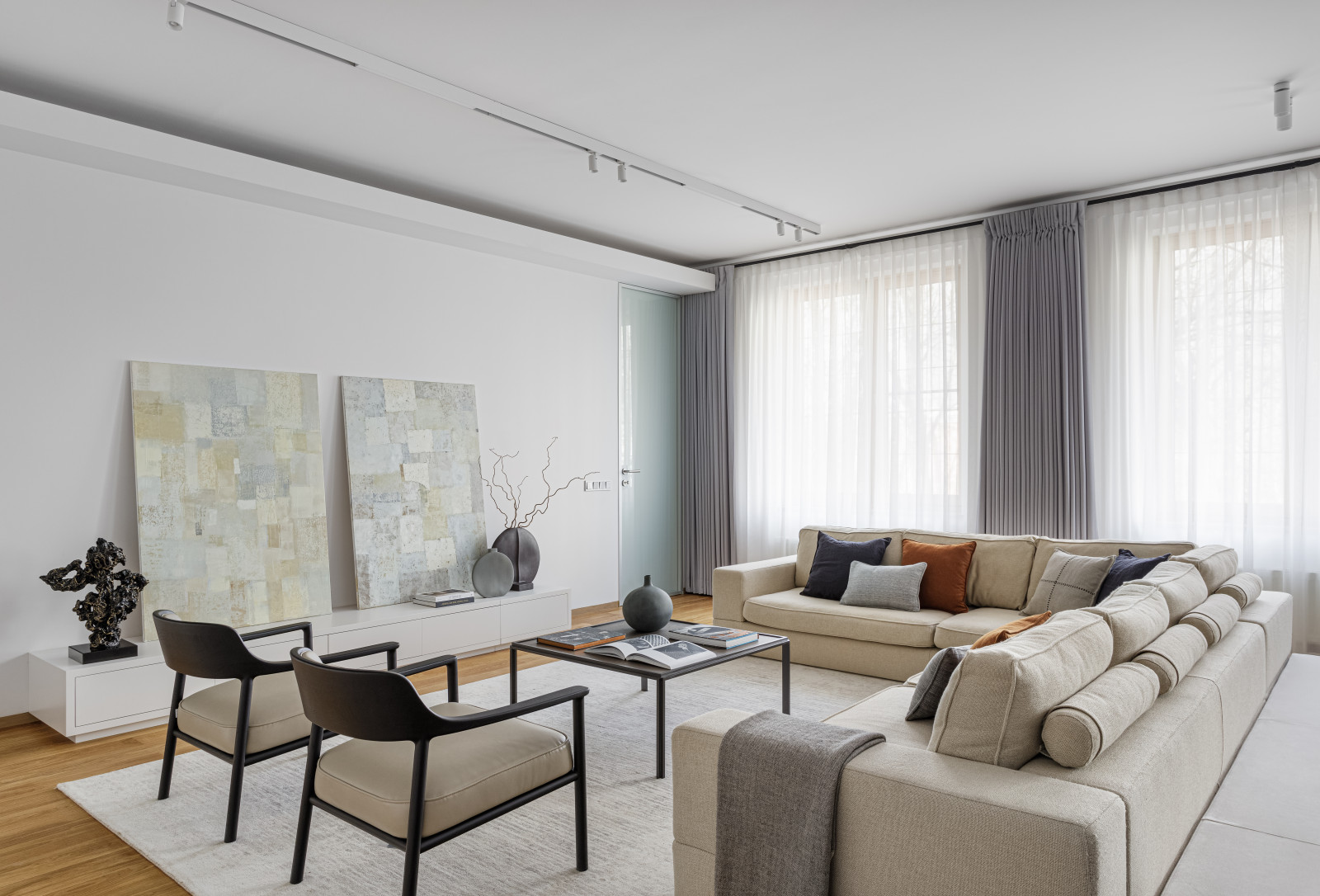 Обложка проекта: Графические акценты