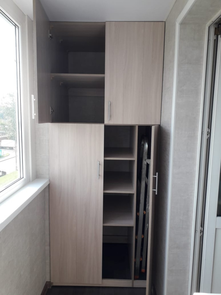 Шкаф на балкон