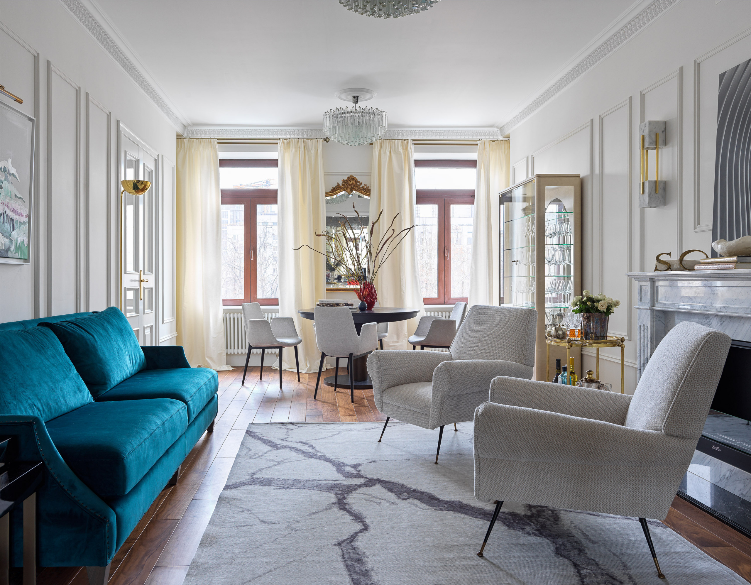 Houzz тур: Нежная классика для семьи с тремя дочерьми