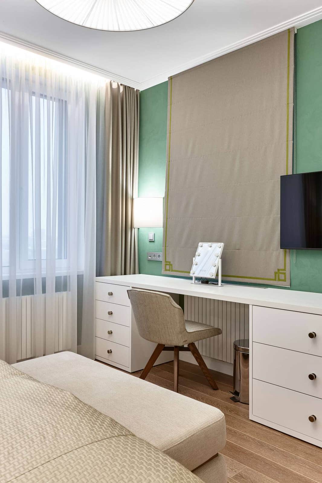 Дизайн и ремонт квартиры в ЖК «Мосфильмовский» — Бабушка и внучка