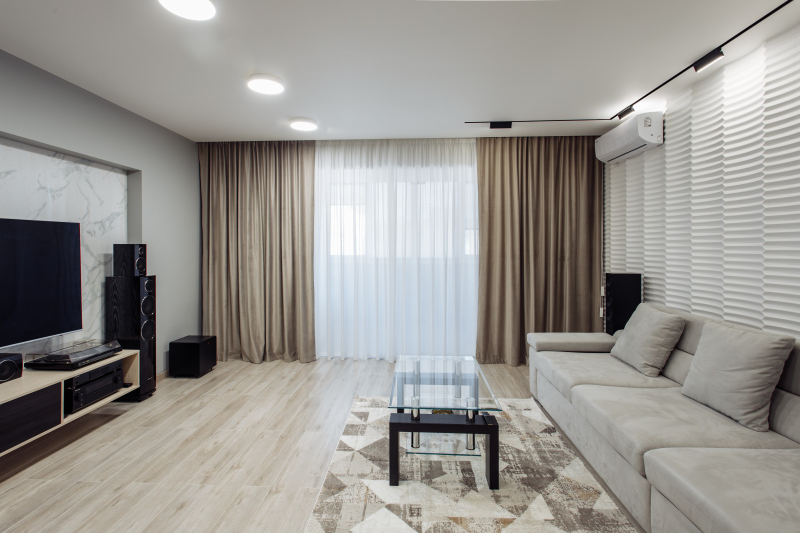 Приятная светлая квартирка