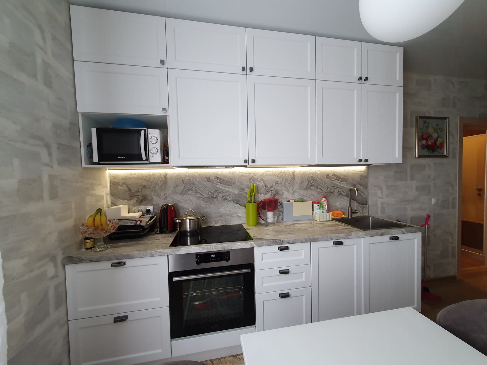 Обложка проекта: Фасады-эмаль,пластик.  Столешница -пластик