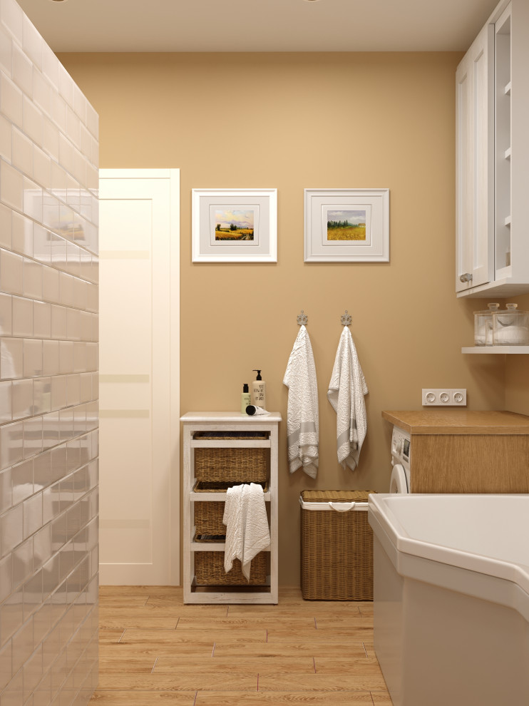 Основной и гостевой санузел в загородном доме