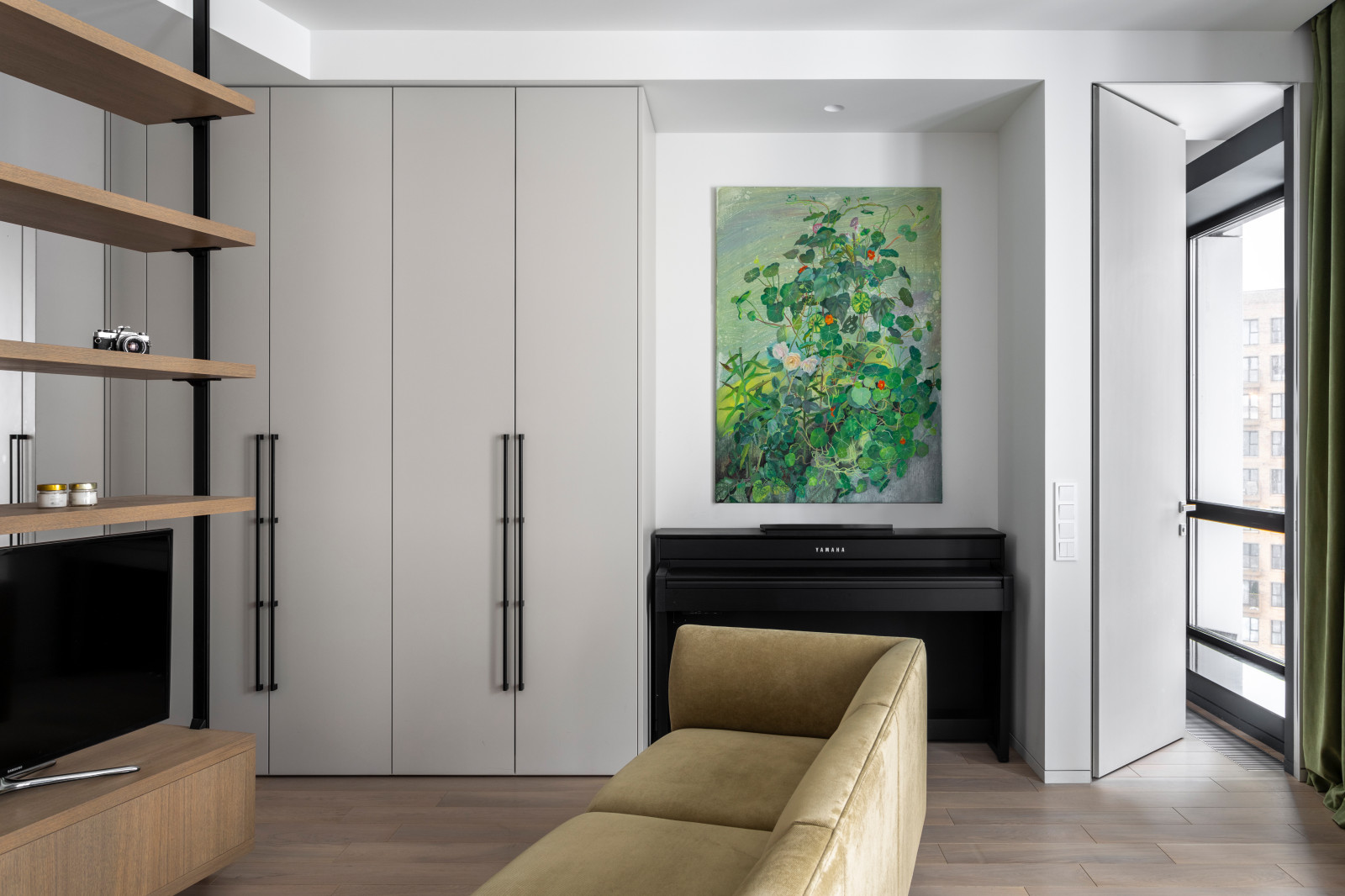 Flat for a couple of cardiologists