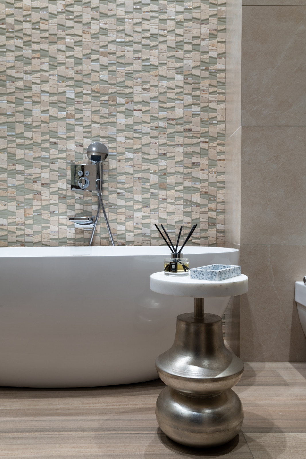 Сталинка в стиле фьюжен