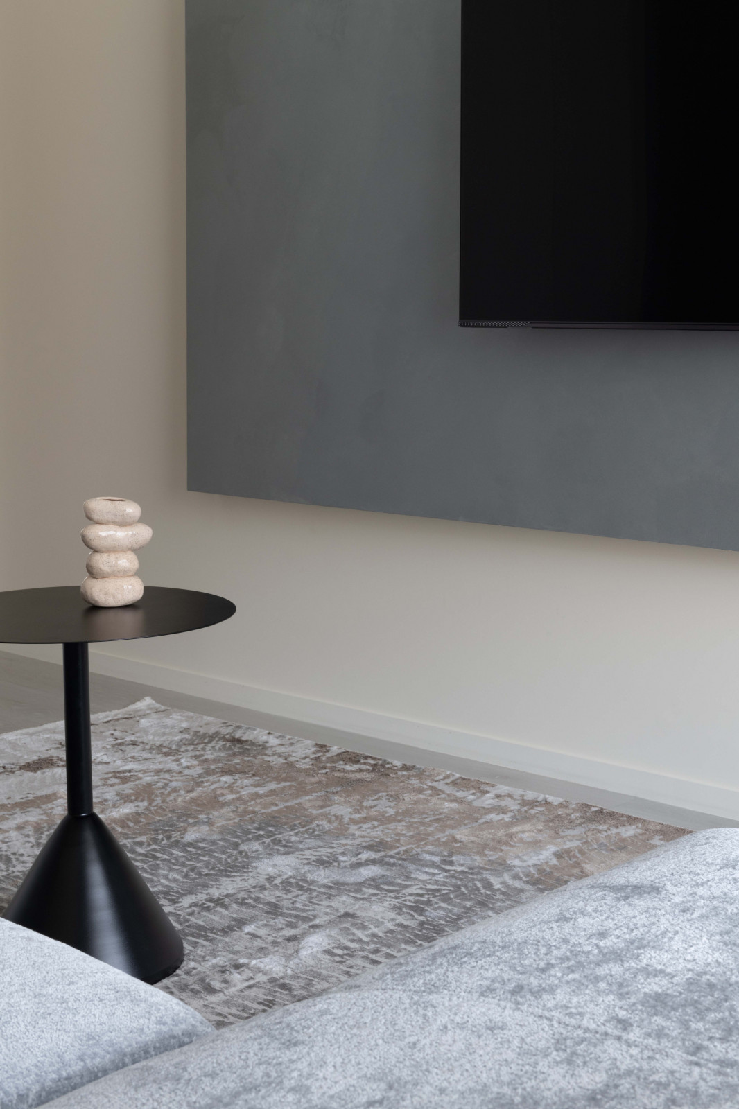 черно-белое