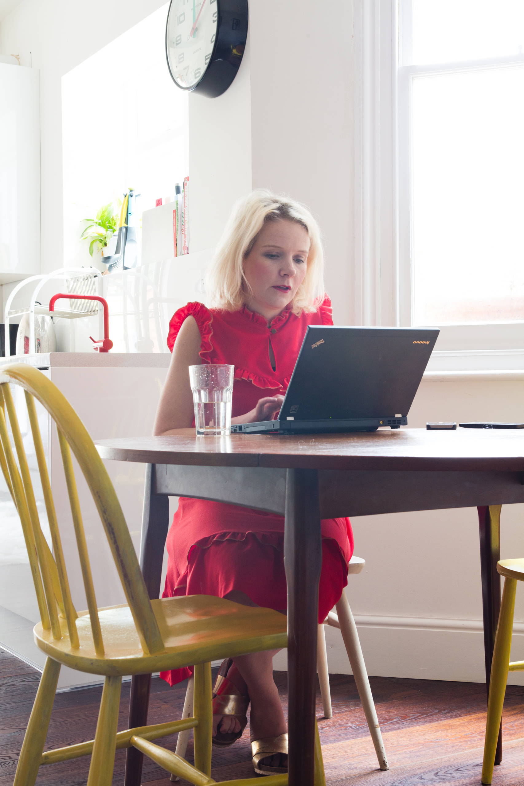 Houzz Британия: Винтаж и Мондриан в лондонской квартире