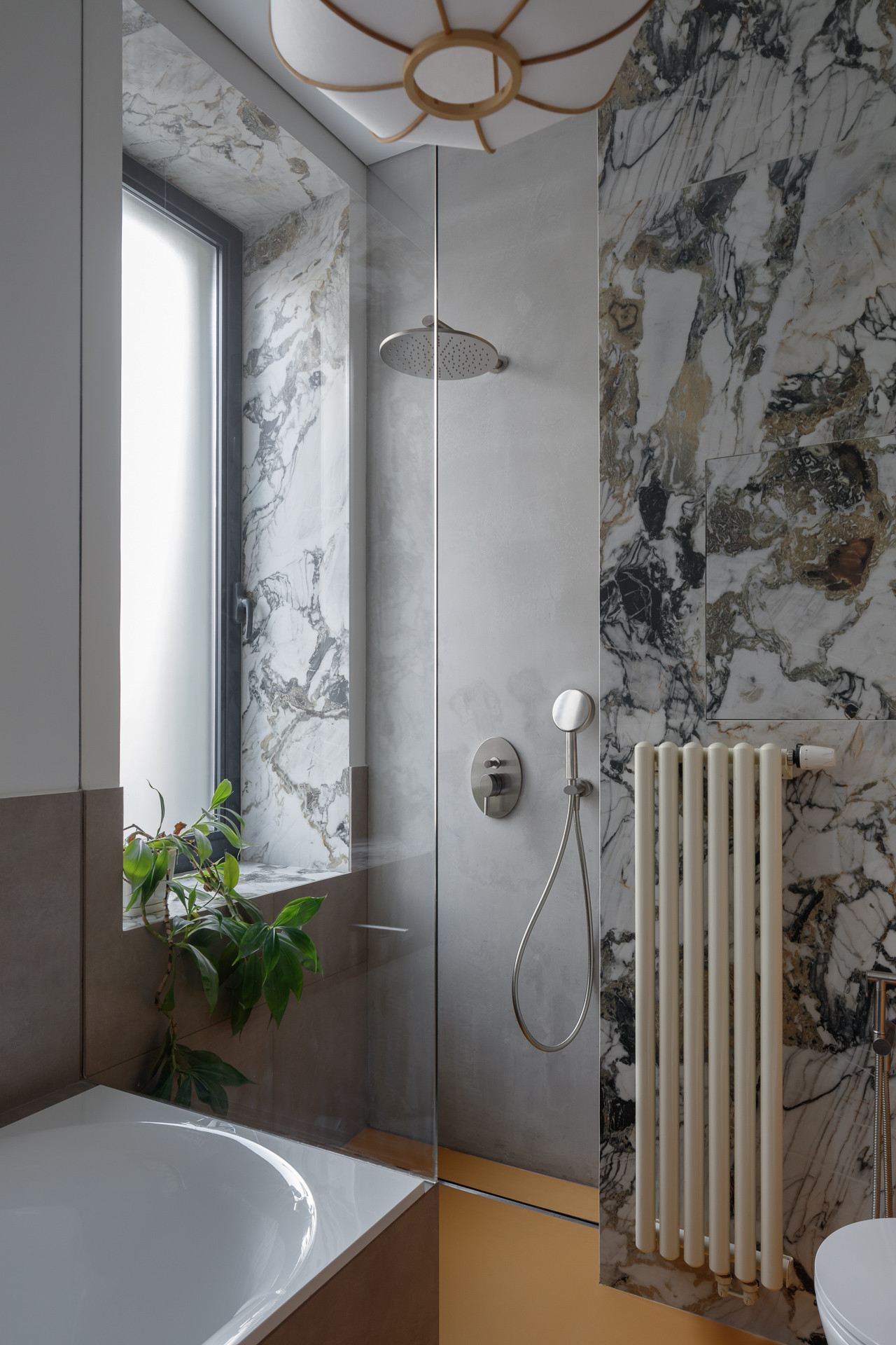 Houzz тур: Яркие апартаменты почти без стен