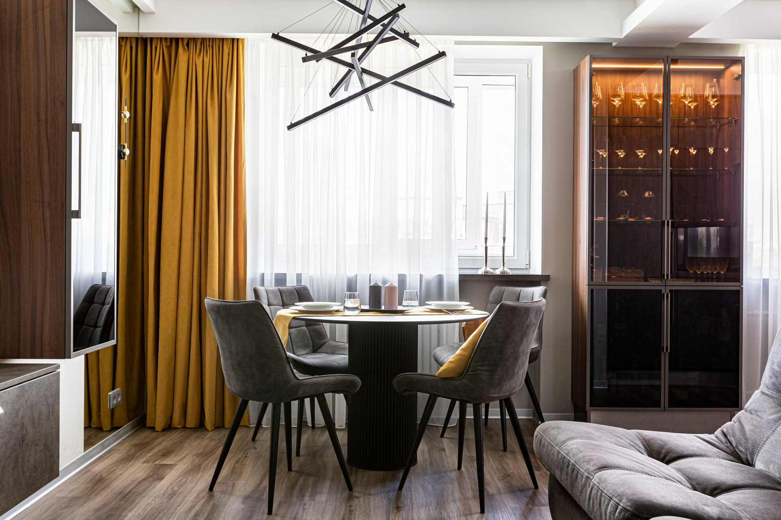 Поиск планировки: Двушка в панельке для молодой семьи [5 планов]