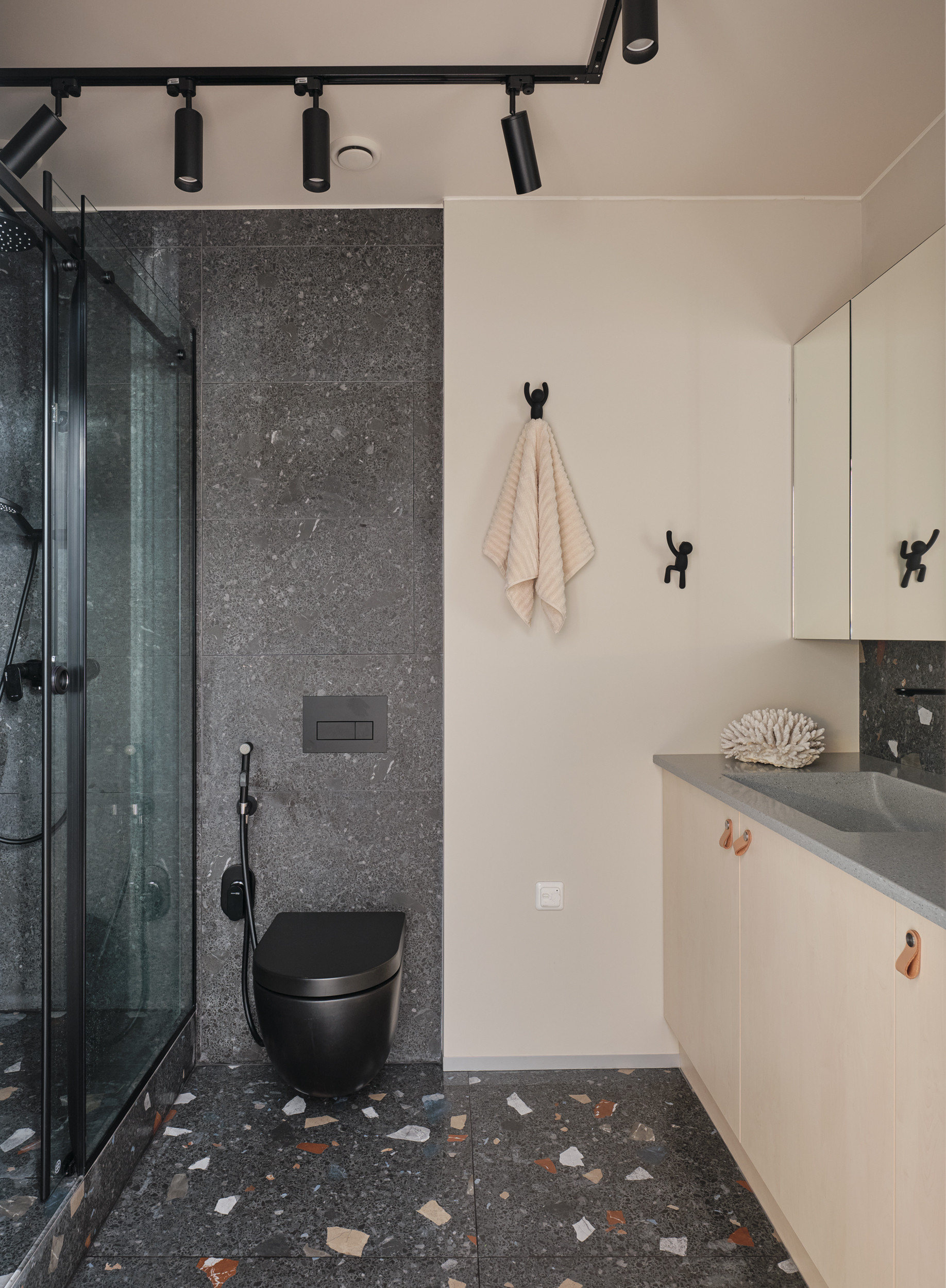 Поиск планировки: Студия с иллюминатором в Питере [4 варианта]