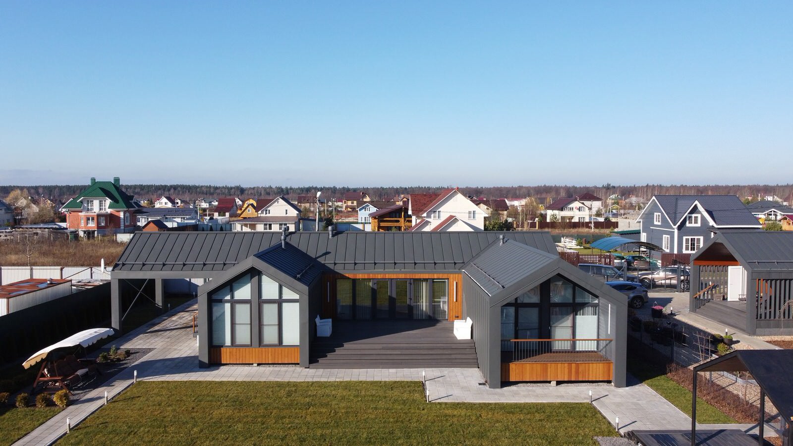 Обложка проекта: Загородный одноэтажный жилой дом