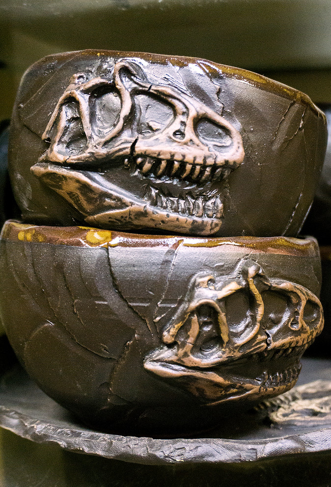 Портрет: Керамика KVN-studio, вдохновленная современной культурой