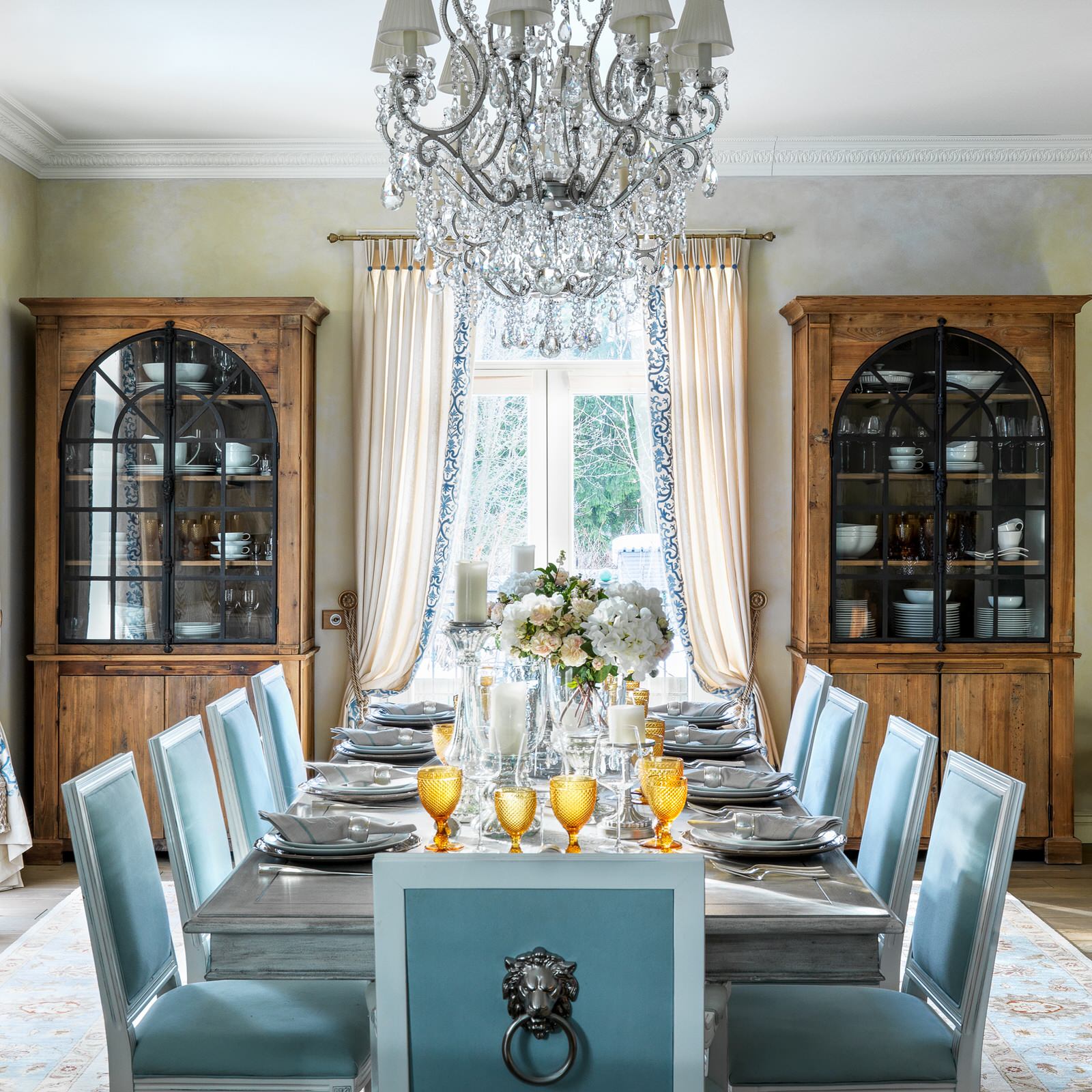 Дизайн кухни-столовой в загородном доме