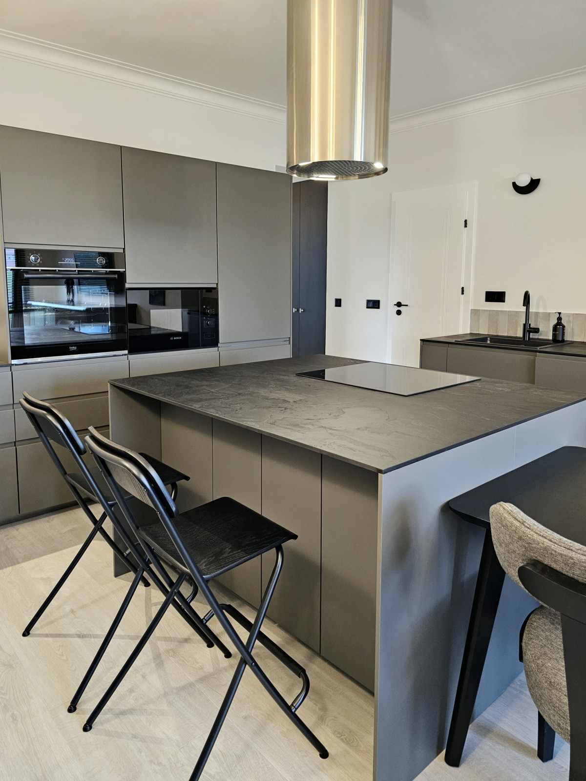 Kairis.Черно-белое кино