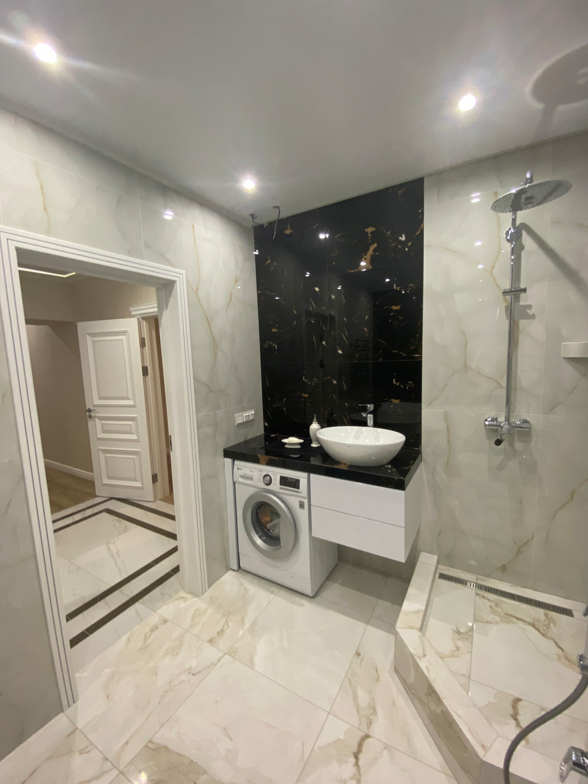 Обложка проекта: Проект трёхкомнатной квартиры в г.Энгельс