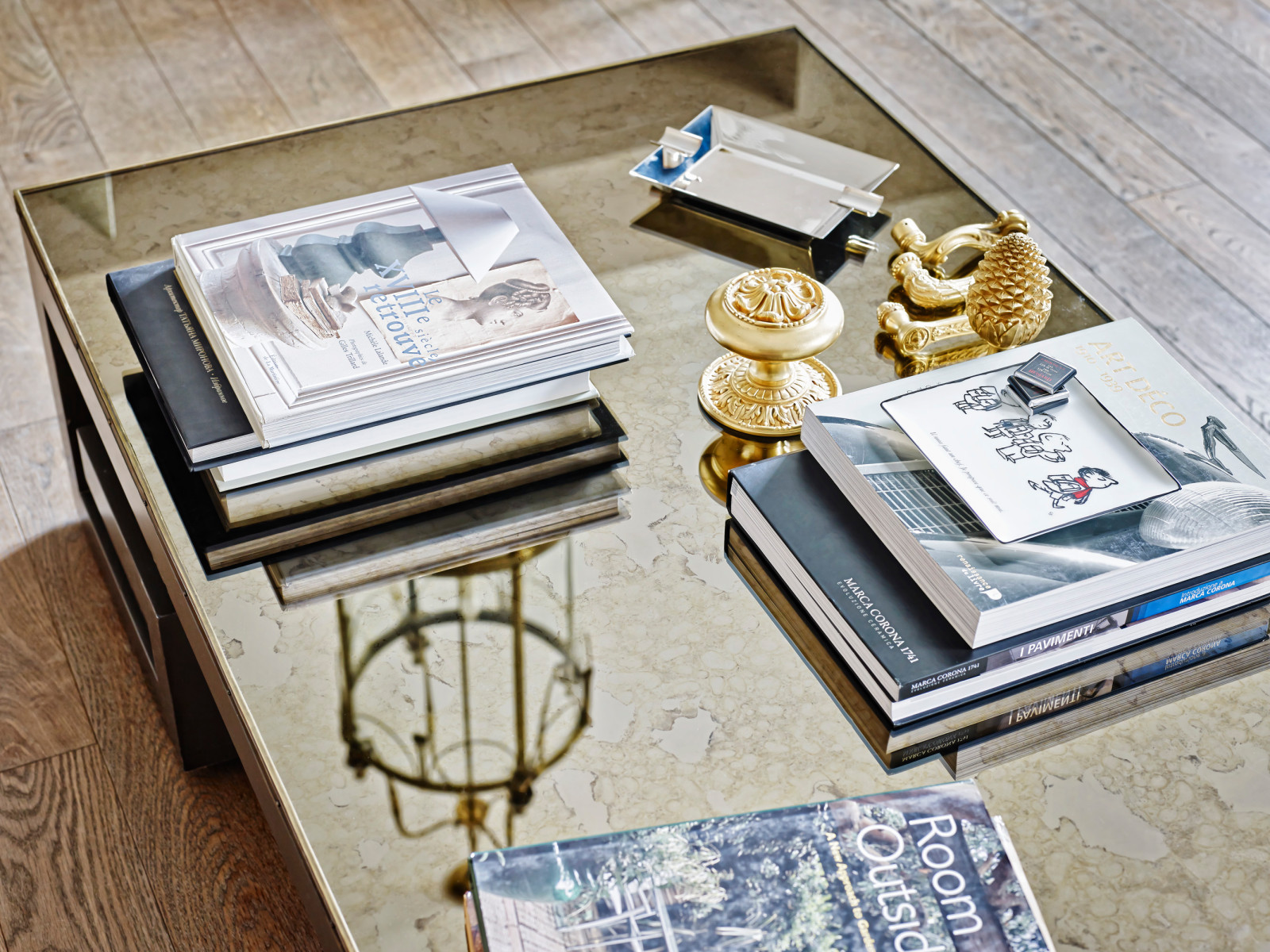 Офис компании Decoconcept