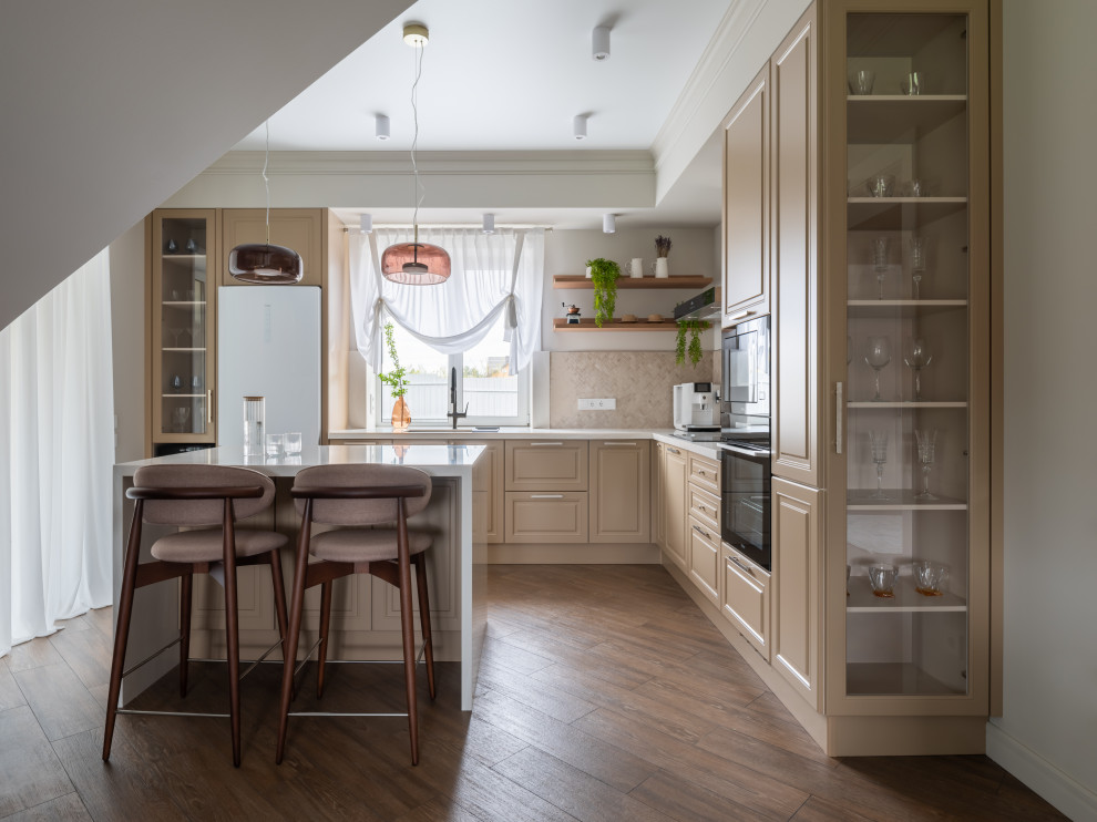 Двухэтажный дом с террасой площадью 170 м²