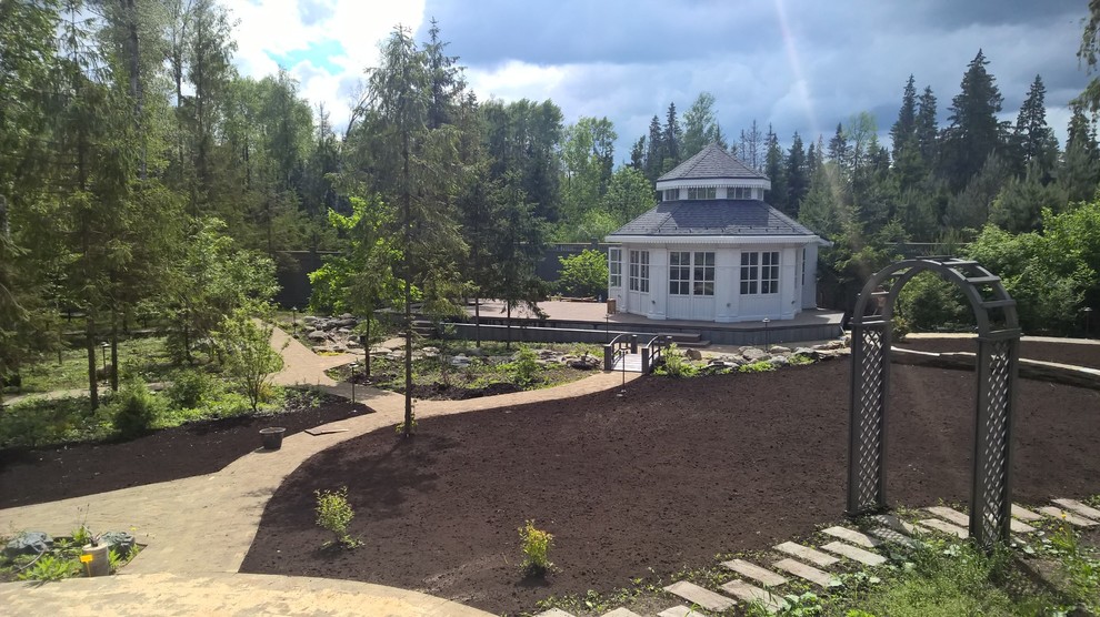 Традиционный летний павильон