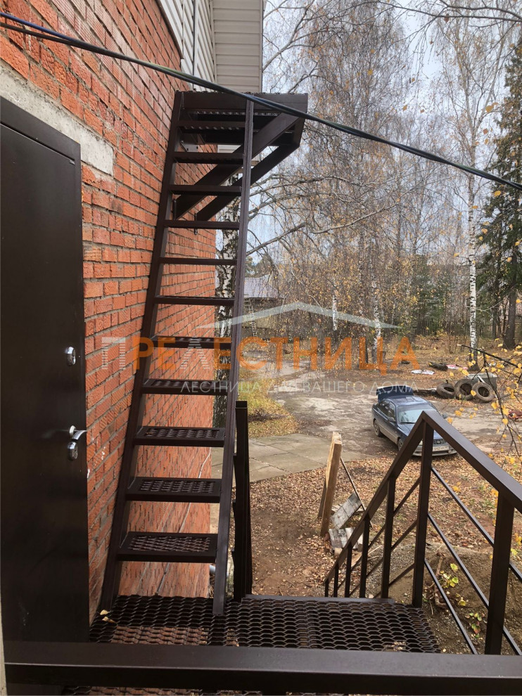 Уличная лестница