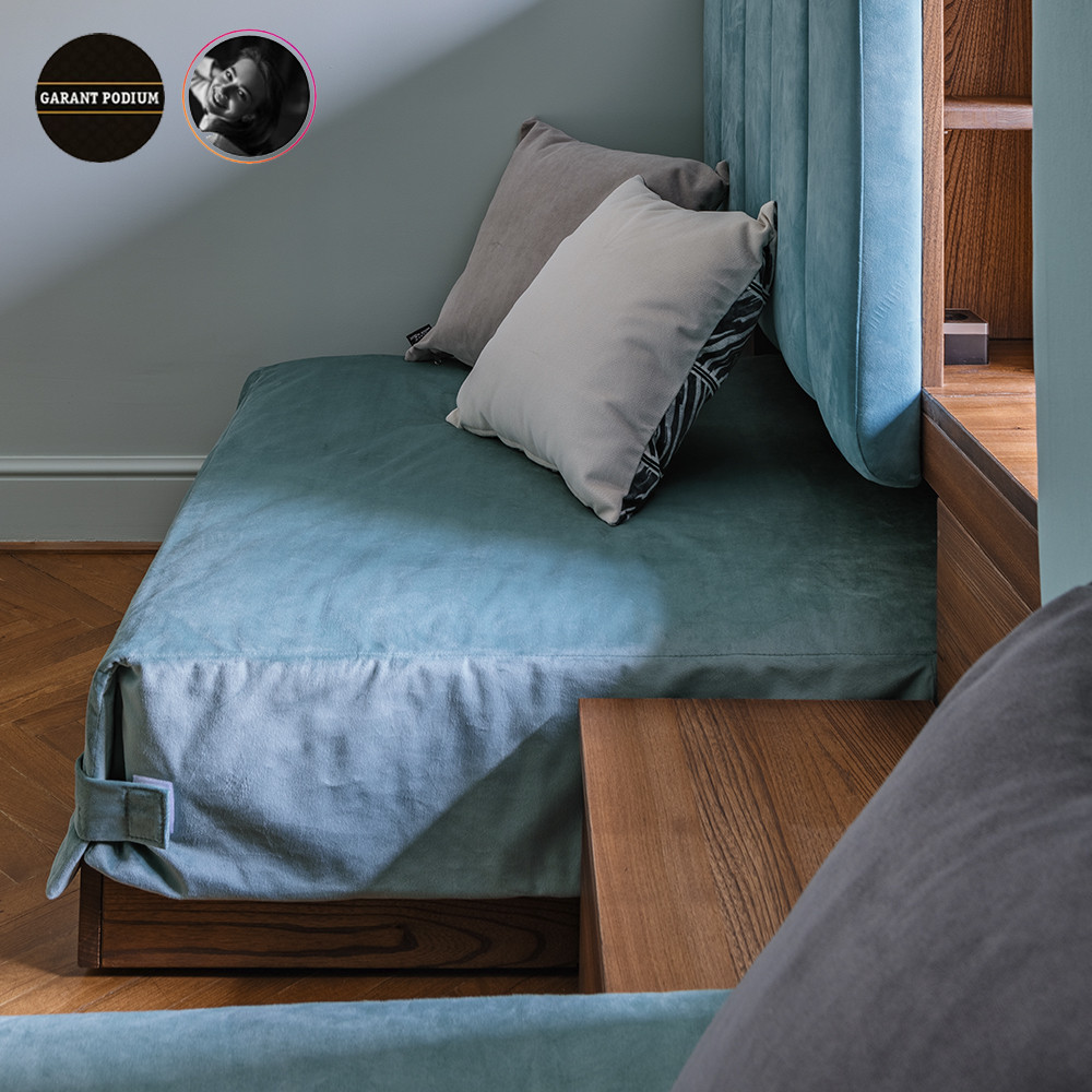 Подиум с выдвижными кроватями