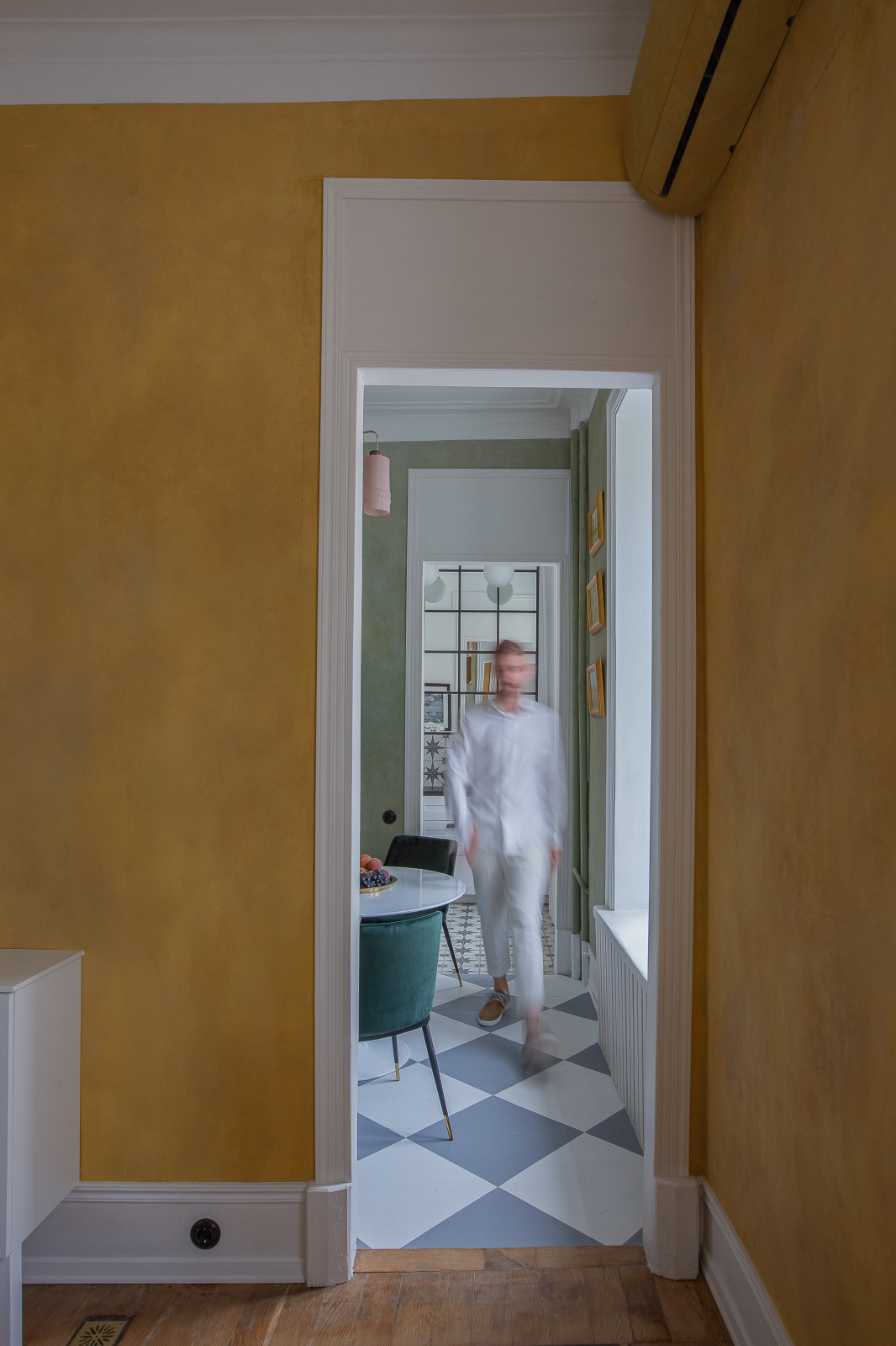 Квартира в бывшем доходном доме 1913-го