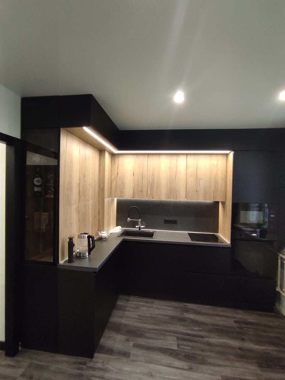 Кухня в современном стиле