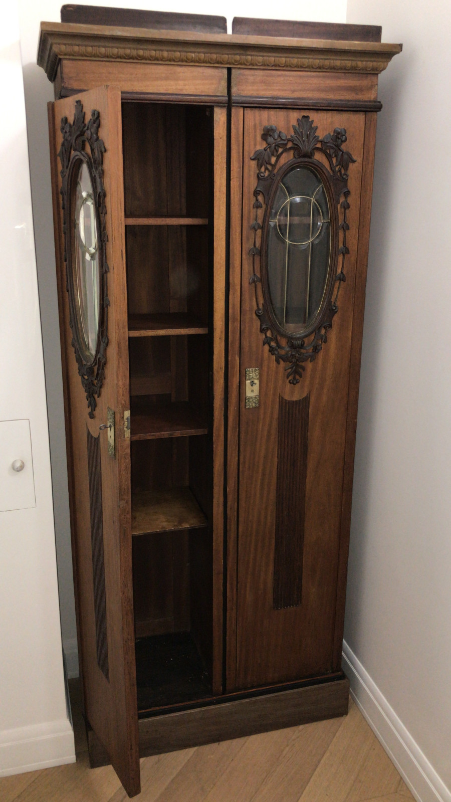 Апартаменты в Старокирочном переулке, Москва