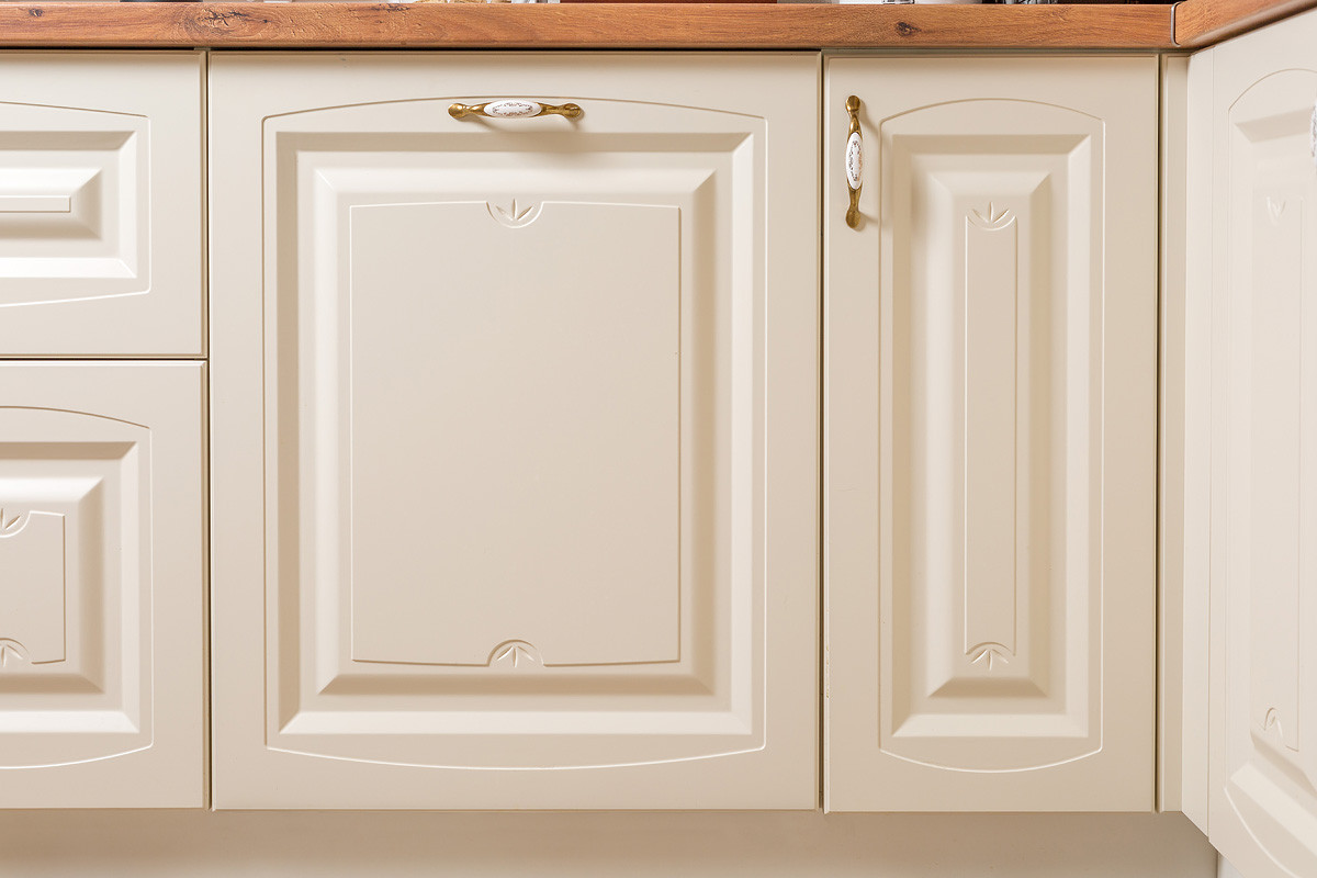 Кухня в современном классическом стиле