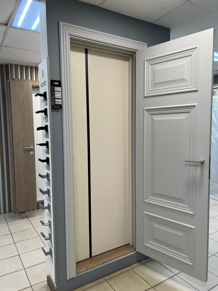 Интерьер магазина-салона Киров, Герцена, 88, цокольный этаж