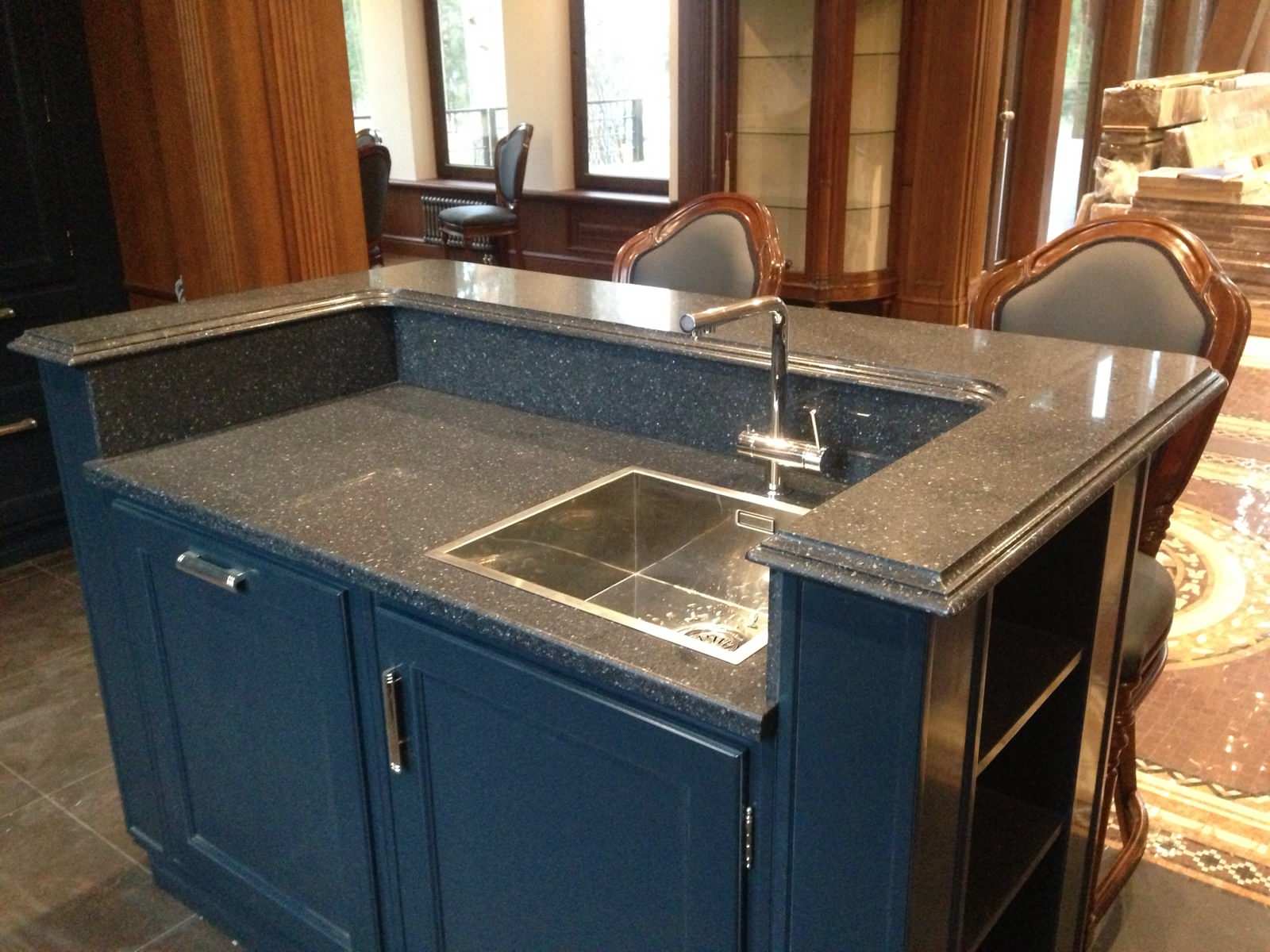 Кемень, керамика.