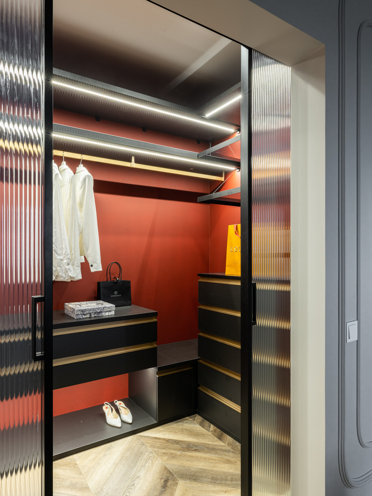 Двухкомнатная квартира 60м2 для девушки