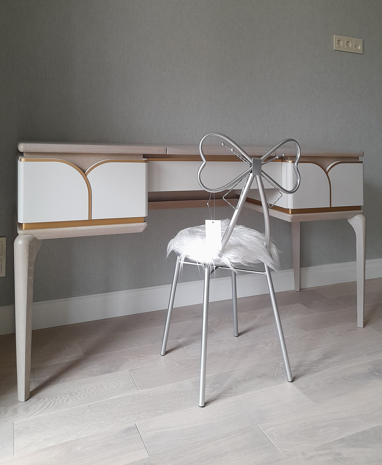 Обложка проекта: ЖК Тишинка, двухкомнатная