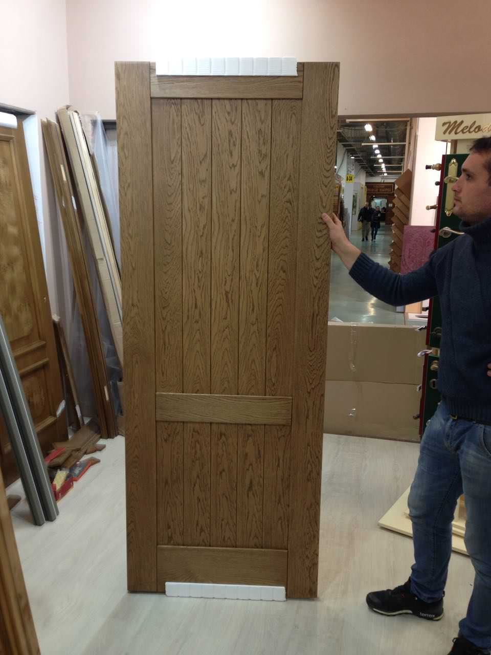 Дверь лофт и кантри. Модель Скиф, отделка маслом