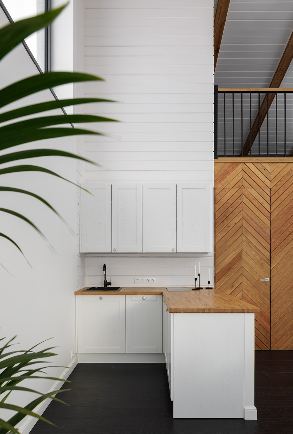 ЗАГОРОДНЫЙ ДОМ В ПОСЕЛКЕ «ОСТРОВ»