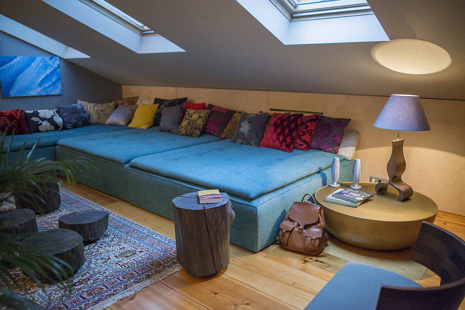 Фоновое изображение профиля Денис Антоник