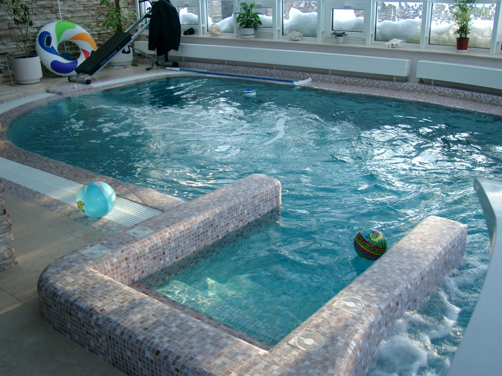 Обложка проекта: Частный переливной бассейн