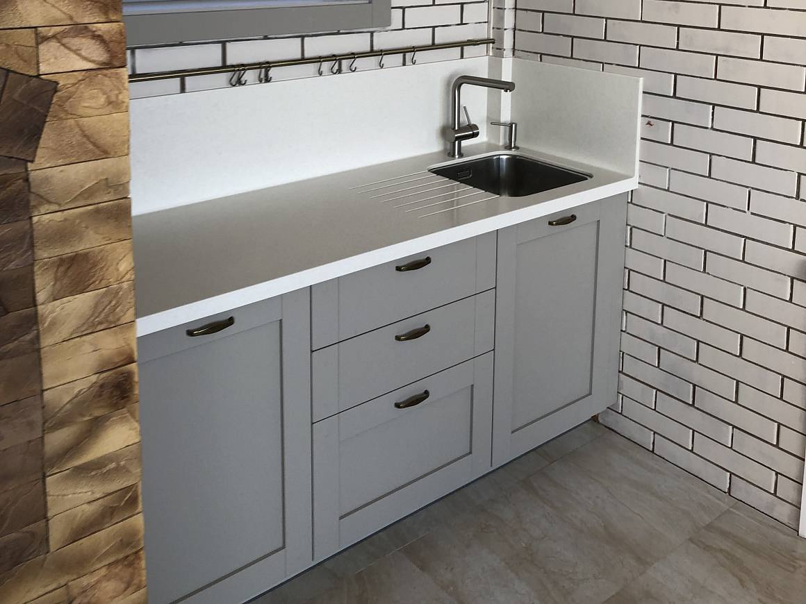 Кухня модерн