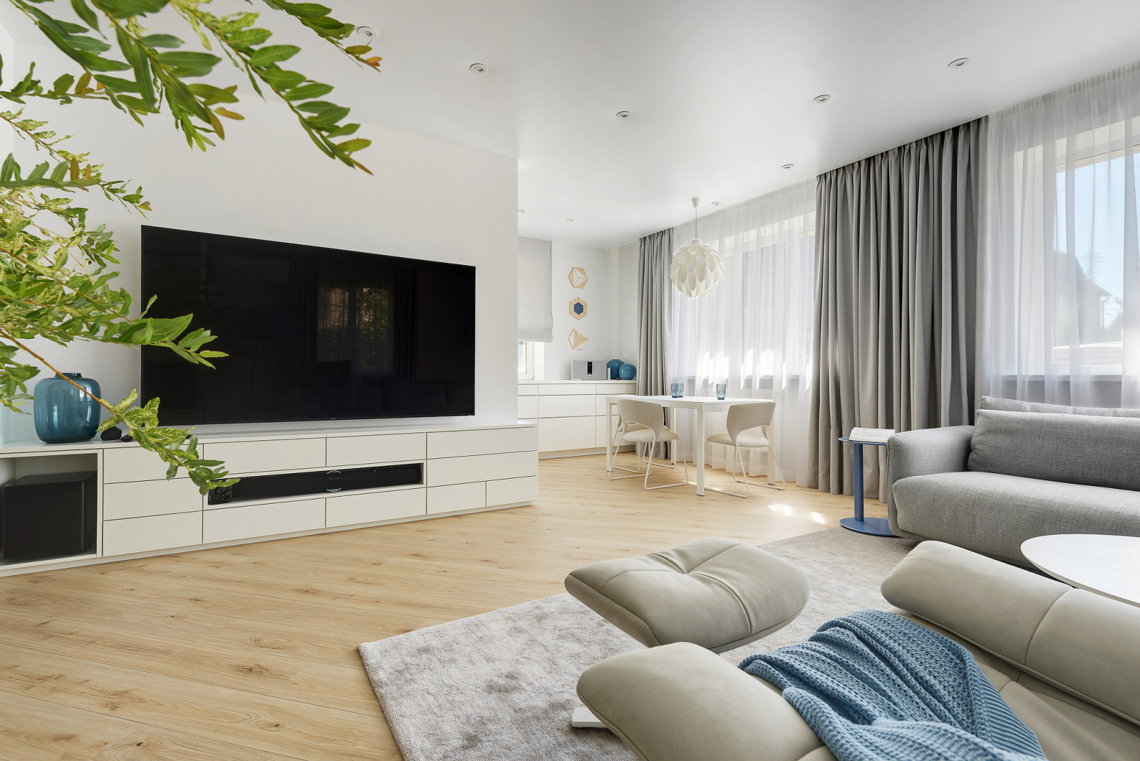 Дом в светлых оттенках