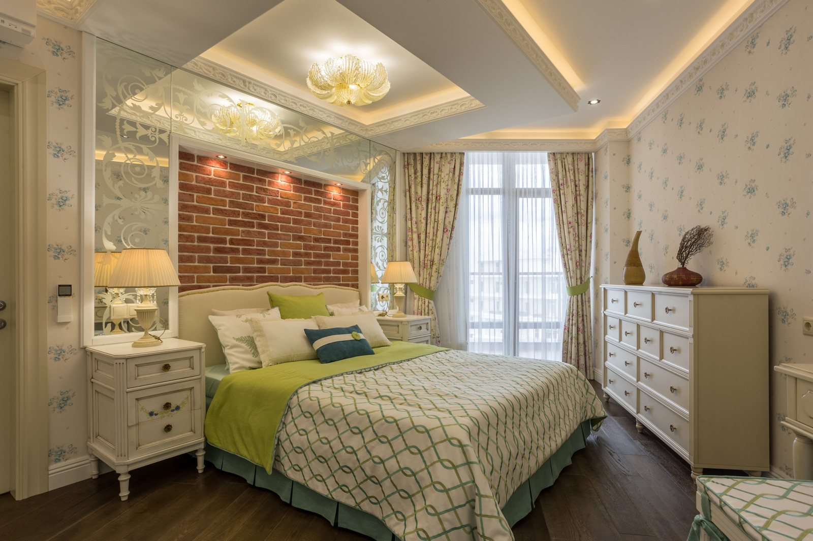 Цветочная поляна