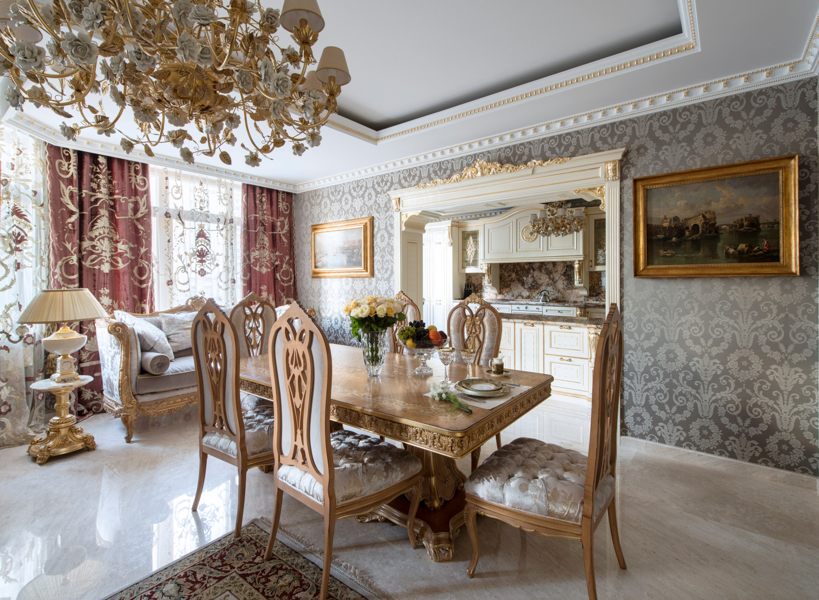 "Нескромное обаяние"