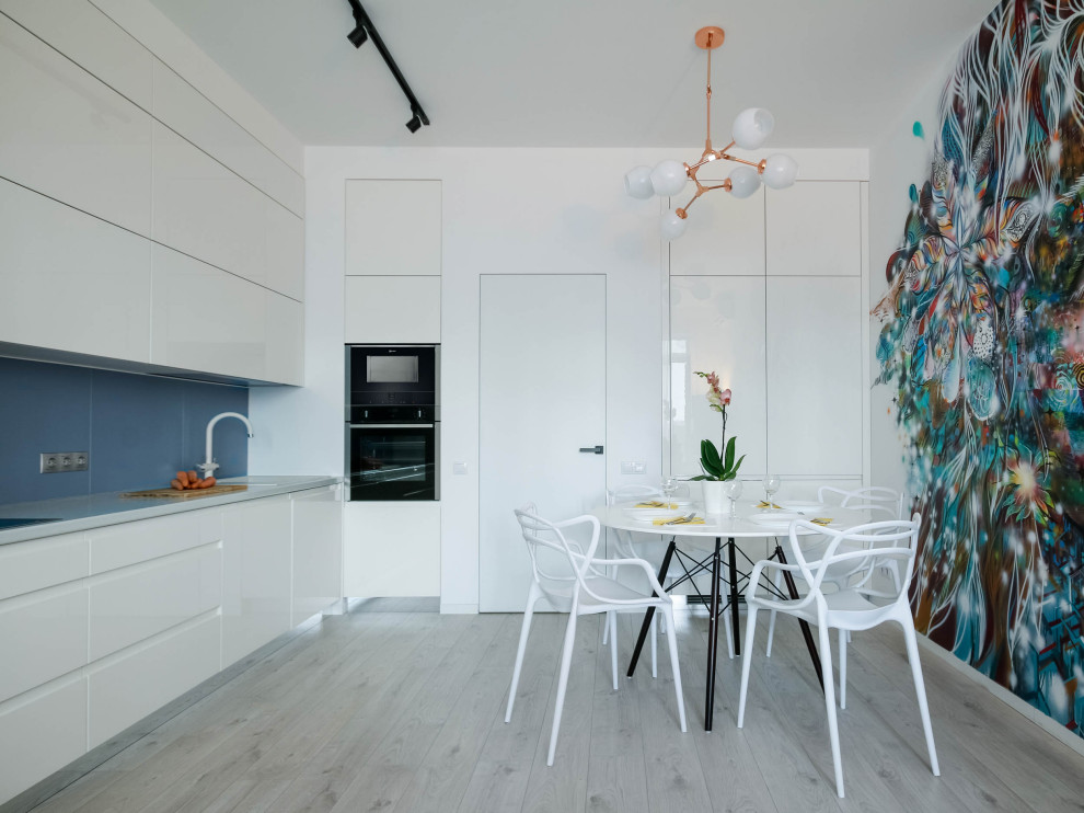 Обложка альбома: квартира александр