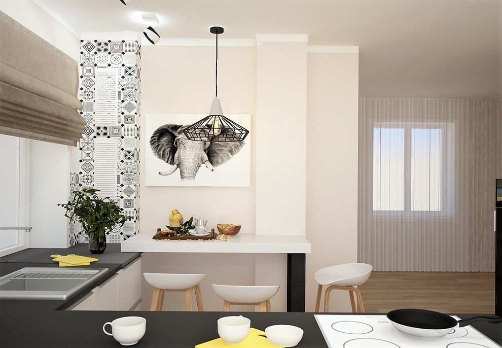 Два варианта одной кухни