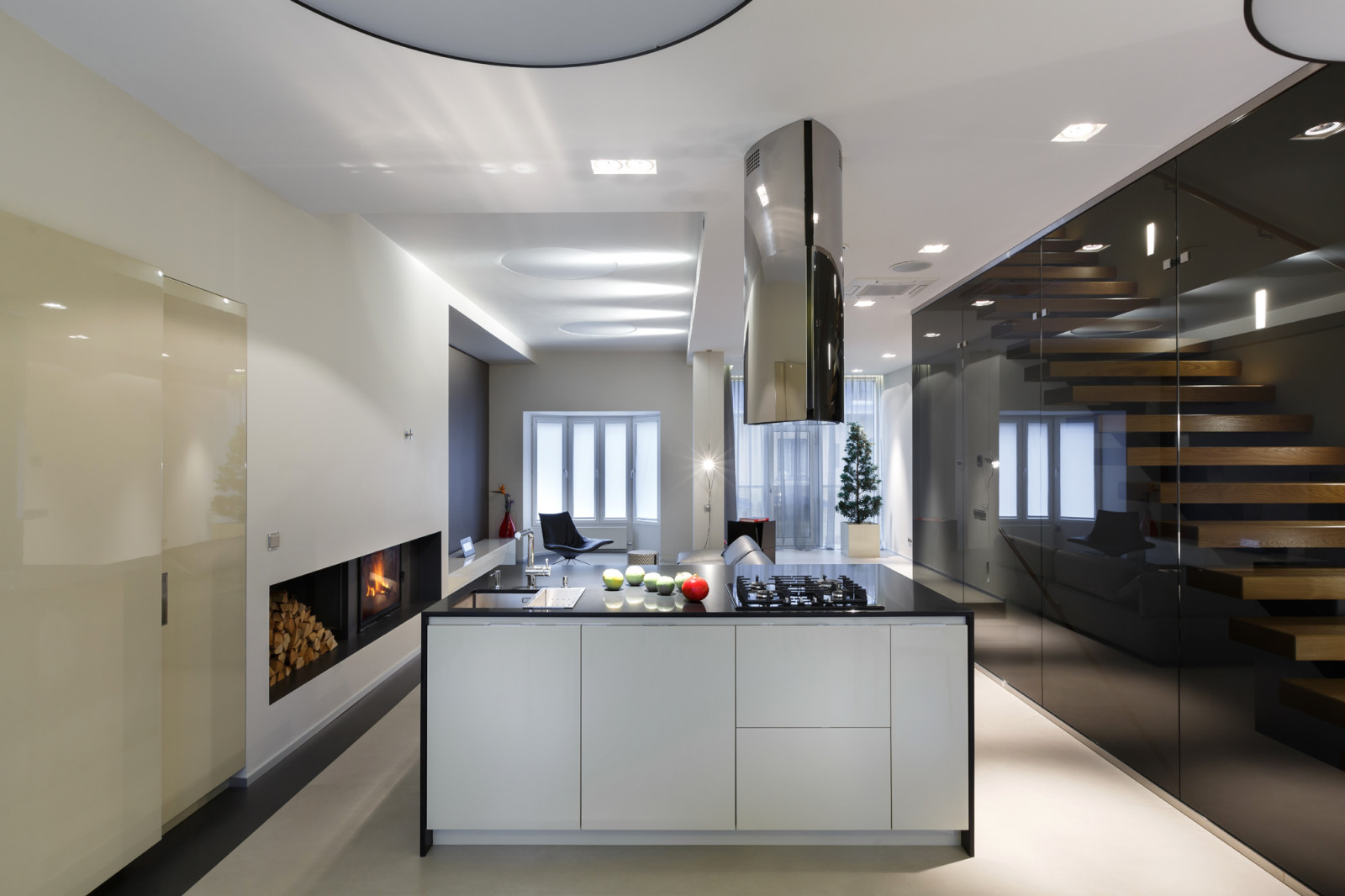 Реконструкция трехэтажного таунхауса в Санкт-Петербурге.