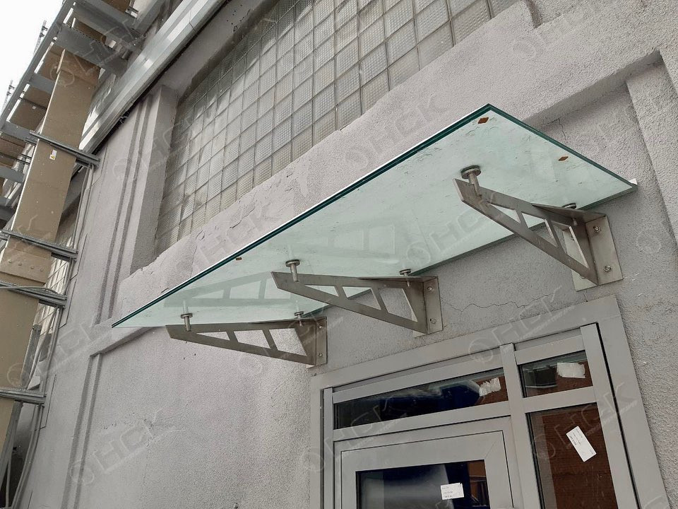 Стеклянные козырьки