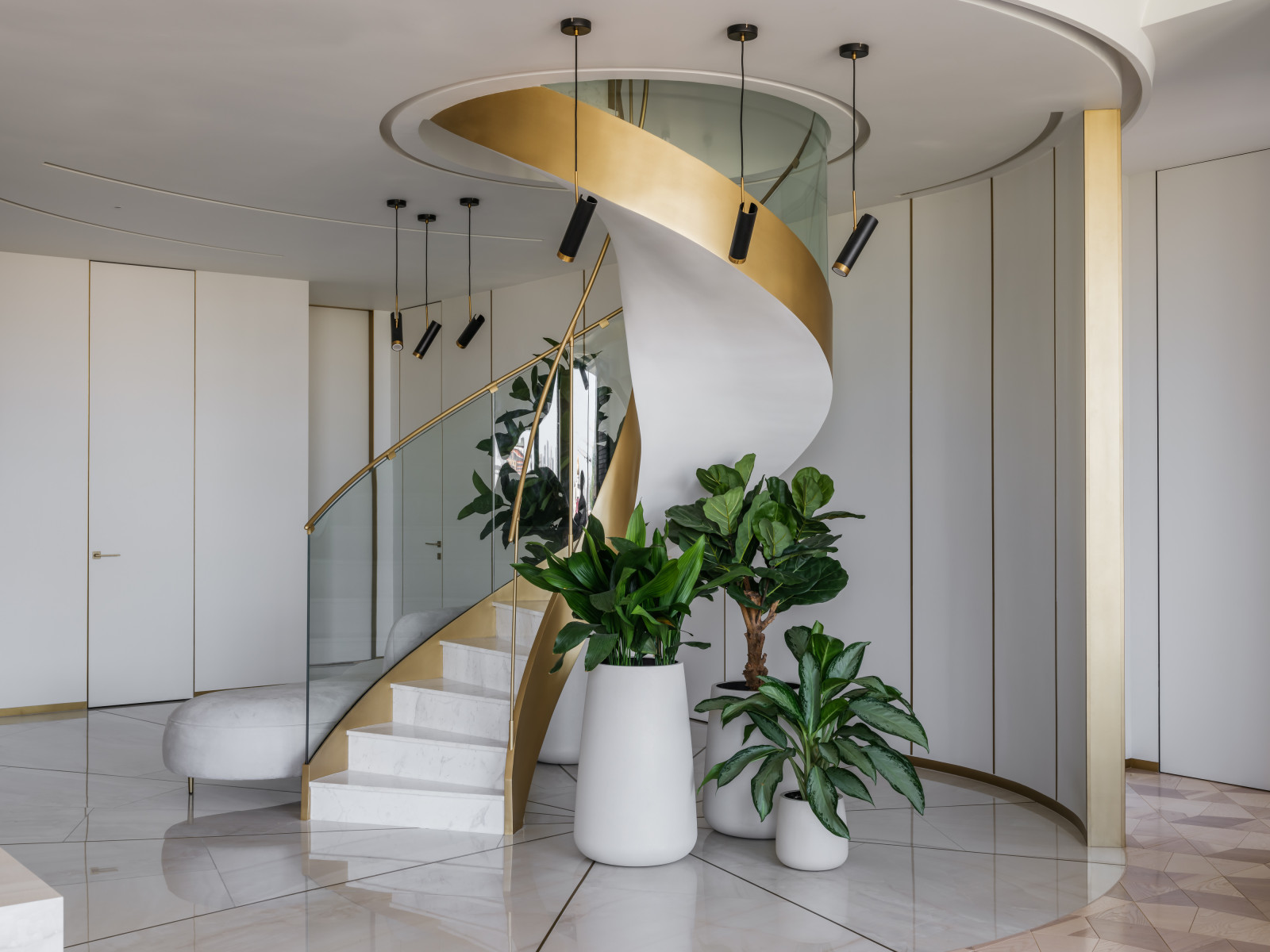 Двухуровневая квартира в центре Москвы 390м2