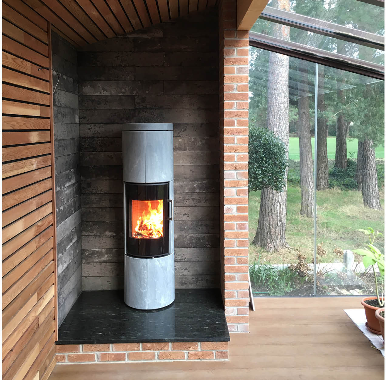 Печь камин RAIS модель JUNO SOAPSTONE