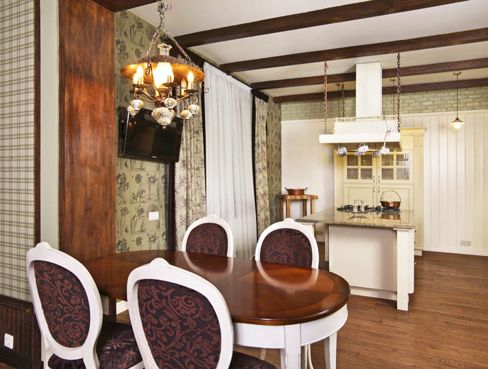 ДОМ В СОЛОВЬИНОЙ РОЩЕ