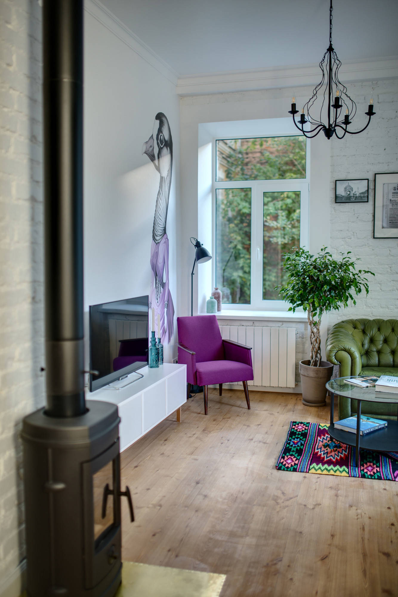 Houzz Украина: Яркий скандинавский стиль в старом доме