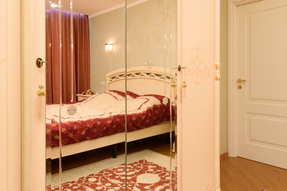 Рыбы в воде. Проект квартиры на Хорошевском шоссе. Спальня хозяев.